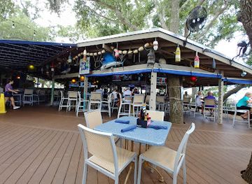 south-carolina/hilton-head-island/restaurant/skull-creek-boathouse