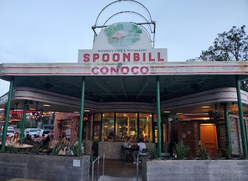 louisiana/cajun-heartland/restaurant/spoonbill-watering-hole-restaurant