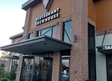 alabama/mobile/spring-hill/restaurant/bj-s-restaurant-brewhouse