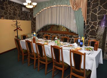 ukraine/mariupol/restaurant/kolyba