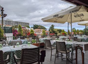 portugal/madeira/restaurant/restaurante-casal-da-penha