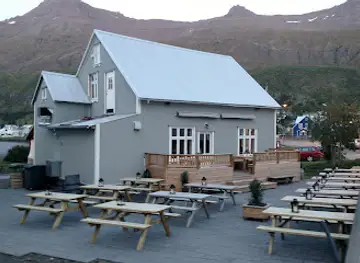 Kaffi Lára El Grillo Bar