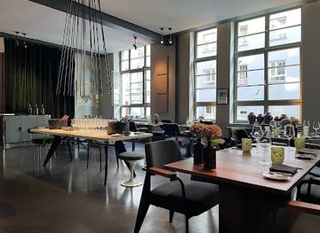 germany/frankfurt/bahnhofsviertel/restaurant/weinsinn-restaurant