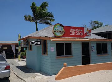 jamaica/portmore/restaurant/waves-beach