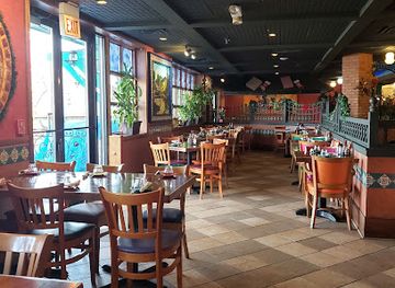 illinois/schaumburg/restaurant/lalo-s-mexican-restaurant-schaumburg