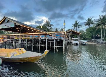 indonesia/riau-islands/restaurant/kampoeng-kelong-seafood-restaurant