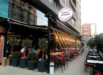 albania/korab-koritnik-nature-park/restaurant/tony-s-american-restaurant-coffee-shop-lake