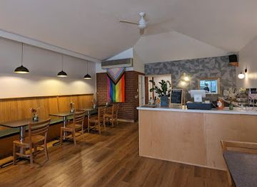 iowa/decorah/restaurant/blazing-star