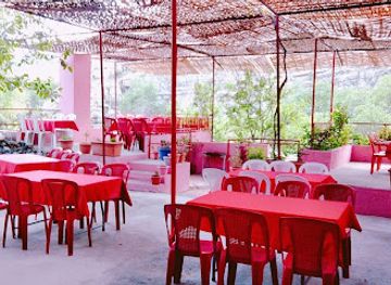 lebanon/anjar/restaurant/al-boustan
