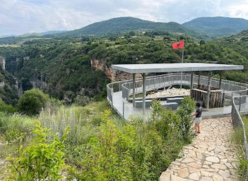 albania/skrapar/restaurant/kampingu-kanioneve