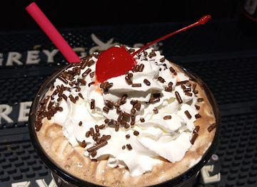 oregon/the-dalles/restaurant/windy-river-restaurant