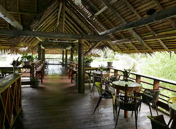 Hideaway Bar & Grill