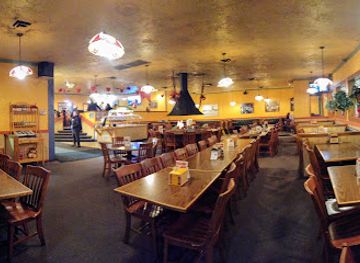 oregon/hood-river/restaurant/pietro-s-pizza-hood-river