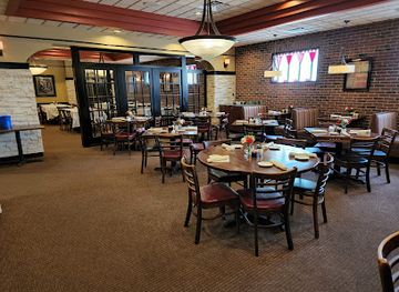 missouri/lincoln-hills/restaurant/favazza-s-on-the-hill