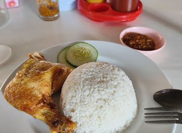 malaysia/pulau-sipadan/restaurant/kak-neng-food-snack-center