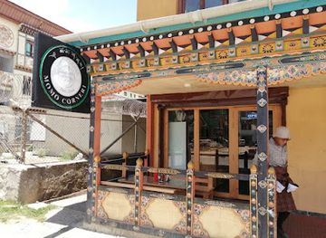 bhutan/paro/restaurant/momo-corner