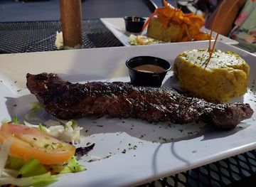 puerto-rico/sierra-de-luquillo/restaurant/la-yola
