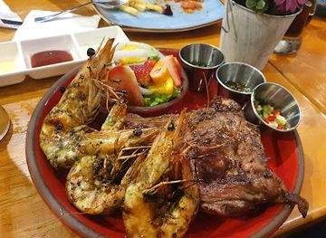 ecuador/santo-domingo-de-los-tsachilas-region/restaurant/sabores-grill-latin-bistro