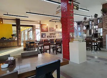 Lucky7 Tearoom(POL)