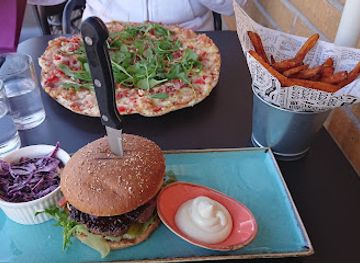 finland/satakunta/restaurant/ravintola-vanha-kirjakauppa