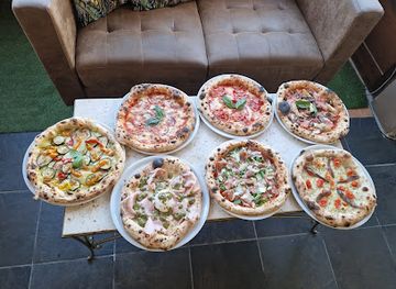 malta/marsalforn/restaurant/pizza-art