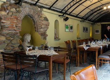 bulgaria/stara-planina/restaurant/restaurant-staria-chinar