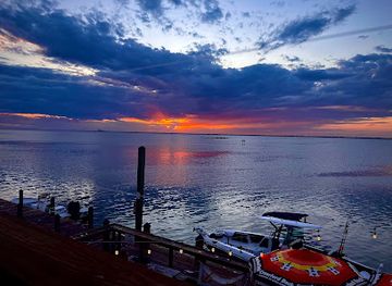 Doc's Seafood and Steaks