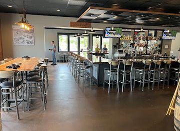 michigan/mount-pleasant/restaurant/wood-shop-social