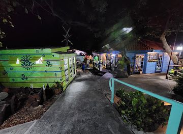 grenada/seven-sisters-falls/restaurant/dodgy-dock-restaurant-grenada