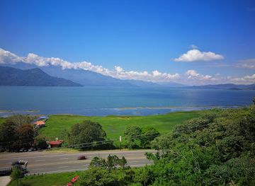 honduras/lago-de-yojoa/restaurant/turicentro-la-colina