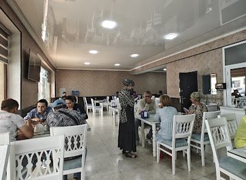 uzbekistan/bukhara-region/restaurant/plov-center-m-salah