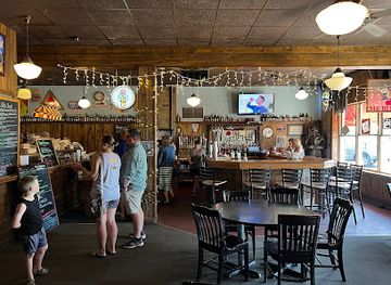 minnesota/duluth/restaurant/sir-benedicts-tavern-on-the-lake