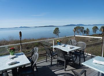 washington/san-juan-islands/restaurant/chuckanut-manor-seafood-grill