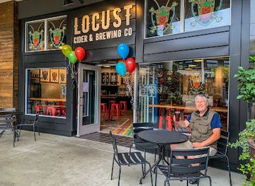 washington/redmond/restaurant/locust-cider-redmond