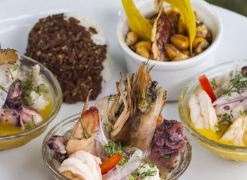 ecuador/southwest-coast/restaurant/achiote