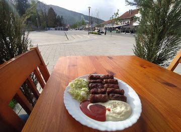 montenegro/prokletije-national-park/restaurant/swiss-doner