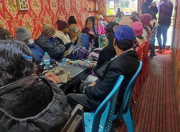 india/gulmarg/restaurant/pandit-brothers-vegetarian-dhaba-jain-food-also-available