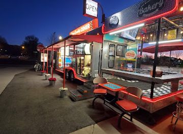 utah/dixie-national-forest/restaurant/cross-country-diner