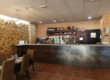 spain/alicante/el-palmeral/restaurant/meson-castillo
