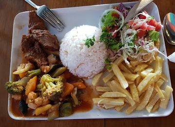 rwanda/western-province/restaurant/vitamino
