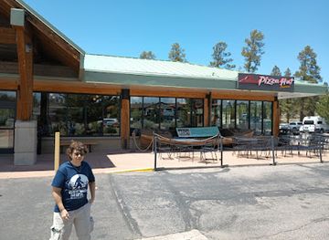 arizona/kaibab-national-forest/restaurant/explorers-cafe-pizza-hut-express