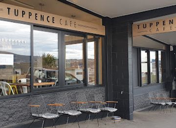 new-zealand/dunedin/otago-peninsula/restaurant/tuppence-cafe