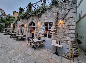 montenegro/budva-riviera/restaurant/piano-nobile