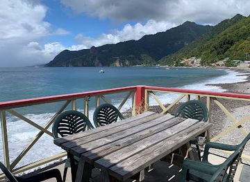 dominica/freshwater-lake/restaurant/chez-wen-cuisine