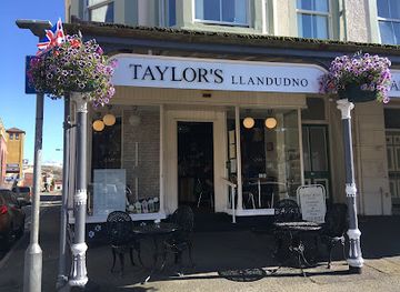 united-kingdom/llandudno/restaurant/taylor-s-cafe-bar