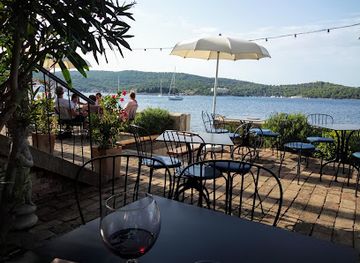 croatia/posavina/restaurant/bistro-frutarija