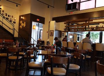 texas/fort-worth/cultural-district/restaurant/pho-district-dfw