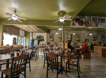 california/bakersfield/restaurant/village-grill