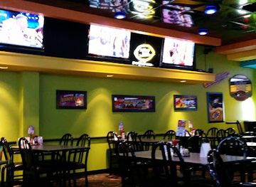 pennsylvania/south-central-pennsylvania/restaurant/hoopla-s-family-fun-longshots-grill