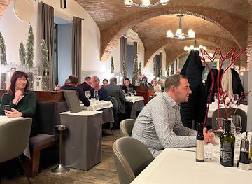 croatia/zagreb/restaurant/zinfandel-s-restaurant